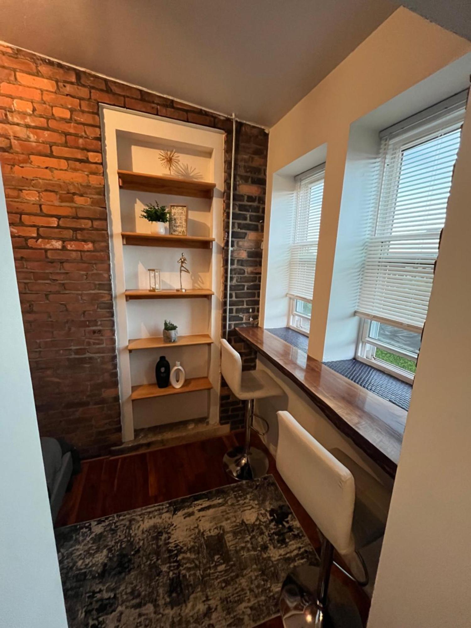 2 Bedroom Stylist Apartment Detroit Esterno foto